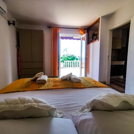 Apartman Damir Sumartin Exteriör bild