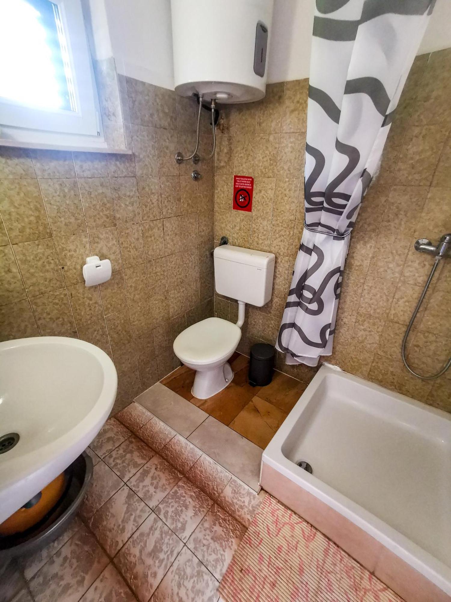 Apartman Damir Sumartin Exteriör bild