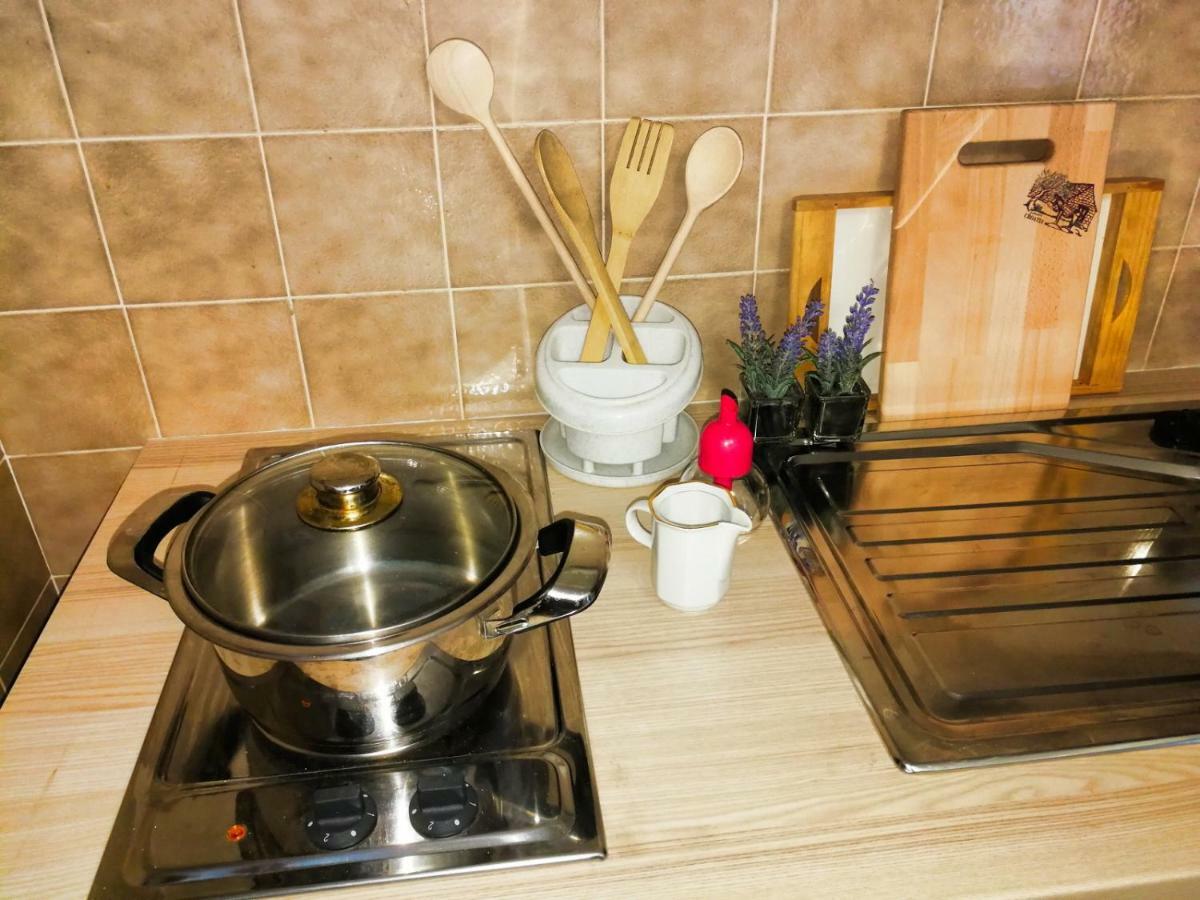 Apartman Damir Sumartin Exteriör bild