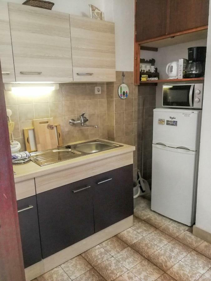 Apartman Damir Sumartin Exteriör bild